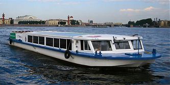 Индивидуальная экскурсия по рекам и каналам Петербурга с гидом
